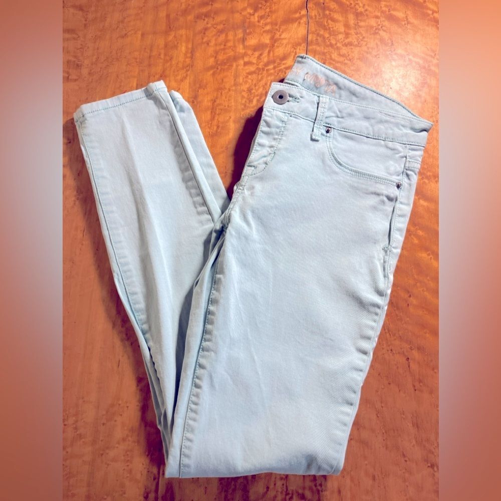Bethany Mota, skinny jegging, light mint color, size 6, excellent condition